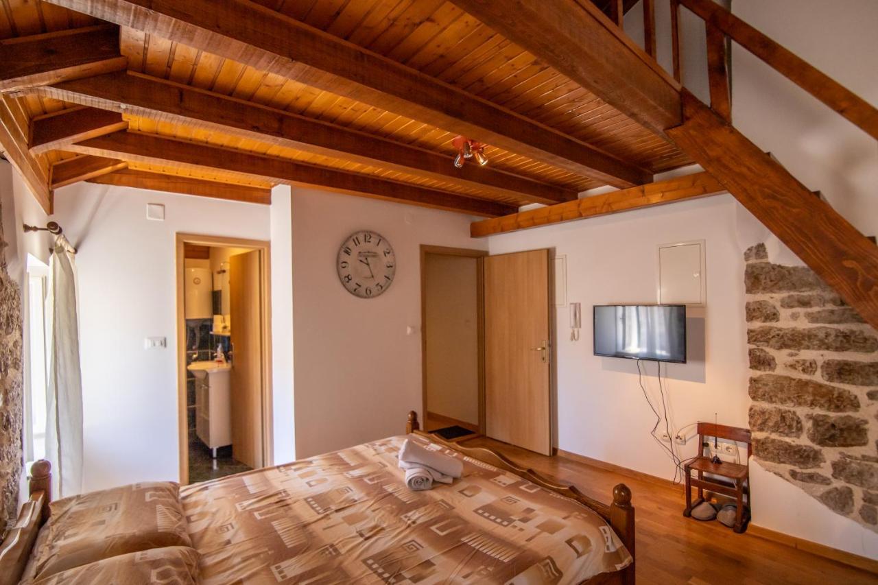 Apartments Loriana Sibenik Exterior photo