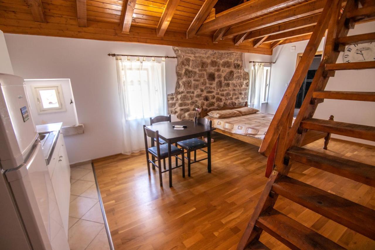 Apartments Loriana Sibenik Exterior photo